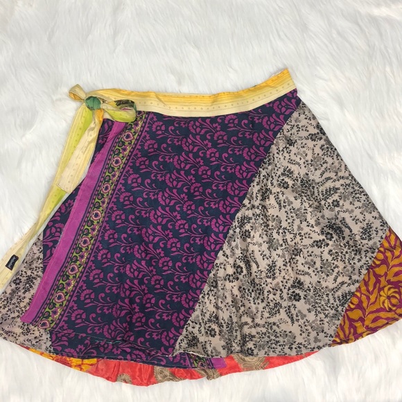 Jezebel Dresses & Skirts - Jezebel mixed print reversible bright wrap skirt